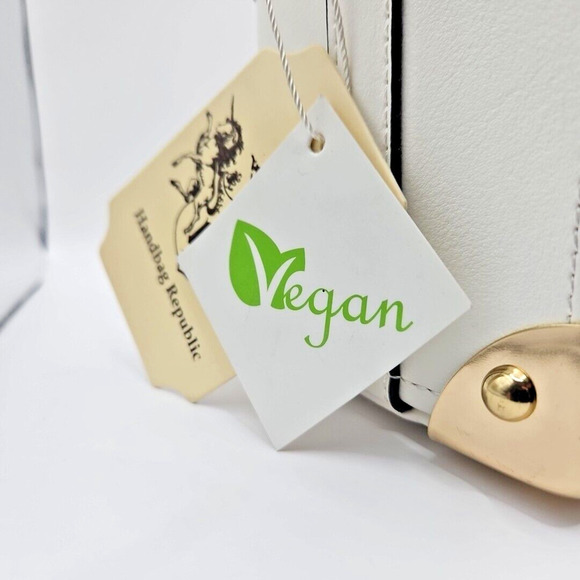 Handbag Republic Bag White Convertible Tasseled Clutch Shoulder Zipper Clasp - Picture 7 of 16